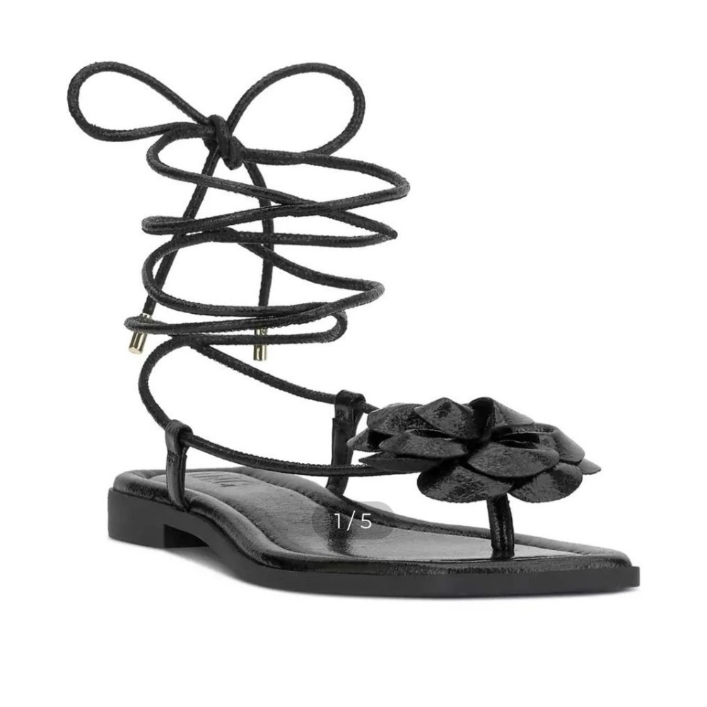INC International Concepts Gilma Black Beauty Strappy Flower Sandal size 7